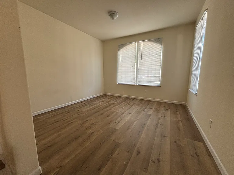 16959 Cobble Creek Way — Photo 4