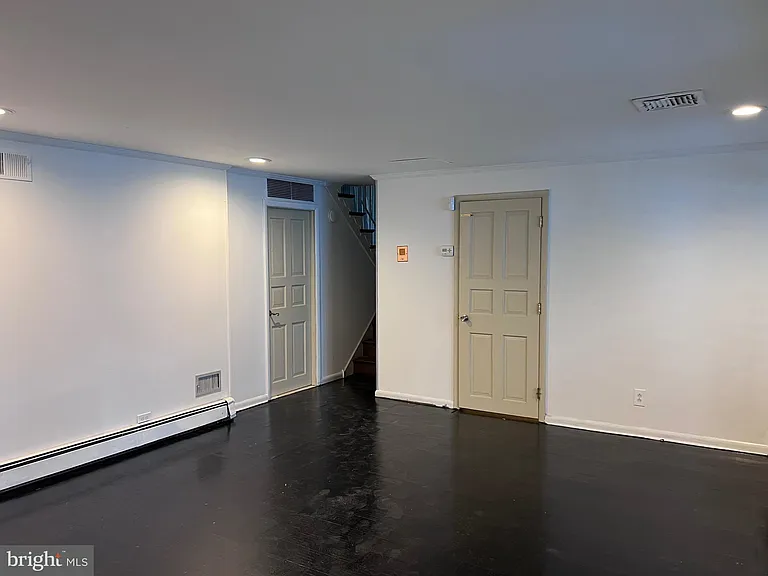1868 Pine Rd — Photo 15
