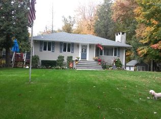 15 Lyons Rd, Hewitt, NJ 07421