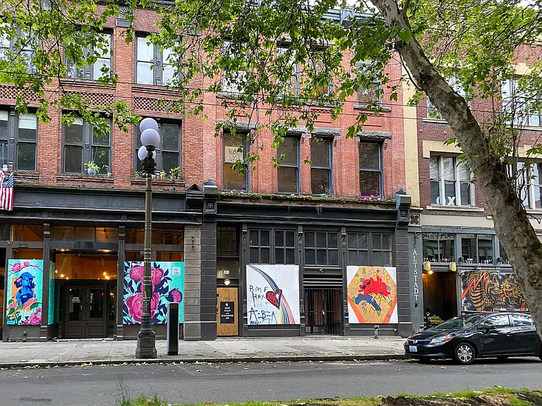 211 1st Ave S Apartments is located in the heart of Pioneer Square — Photo 22