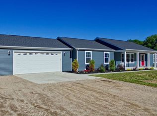 12886 Peacock Rd, Leslie, MI 49251