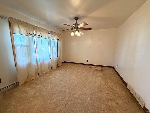 2nd image of 1317 W Zartman Rd