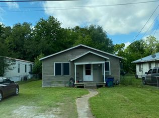 804 E Butler St, Rayne, LA 70578