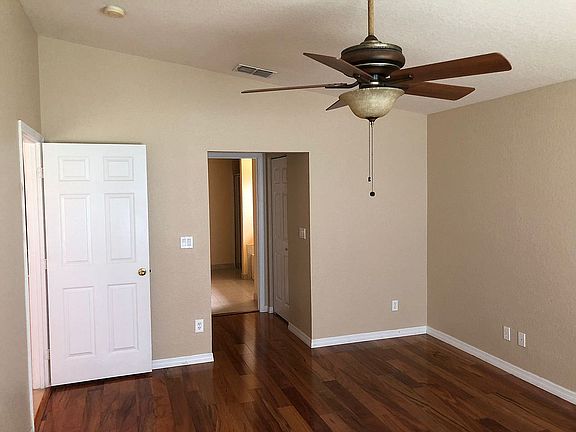 5th image of 2090 SW Newport Isles Blvd