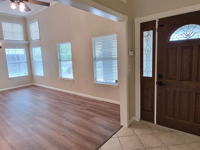 784 Arabian Cir — Photo 4