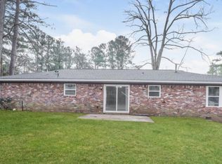 2074 Louis Xiv Ln, College Park, GA