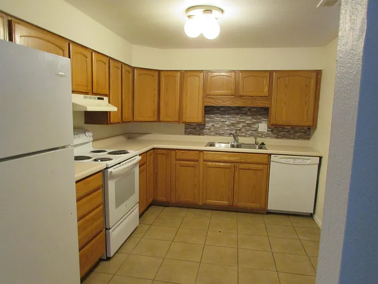 149 Douglas Ln #C — Photo 3