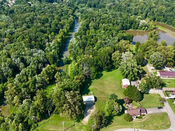 6977 Boyer Rd, Newburgh, IN 47630