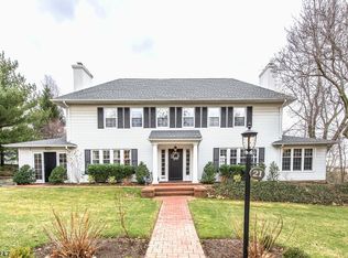21 Westover Rd, Verona, NJ 07044