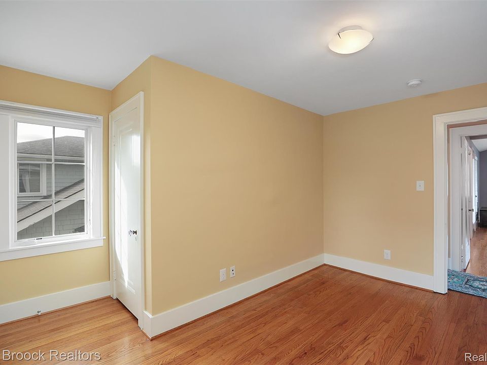 46 Oakdale Blvd, photo 26