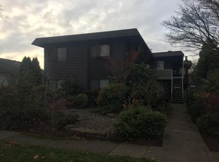 923 16th Ave APT 2, Longview, WA 98632