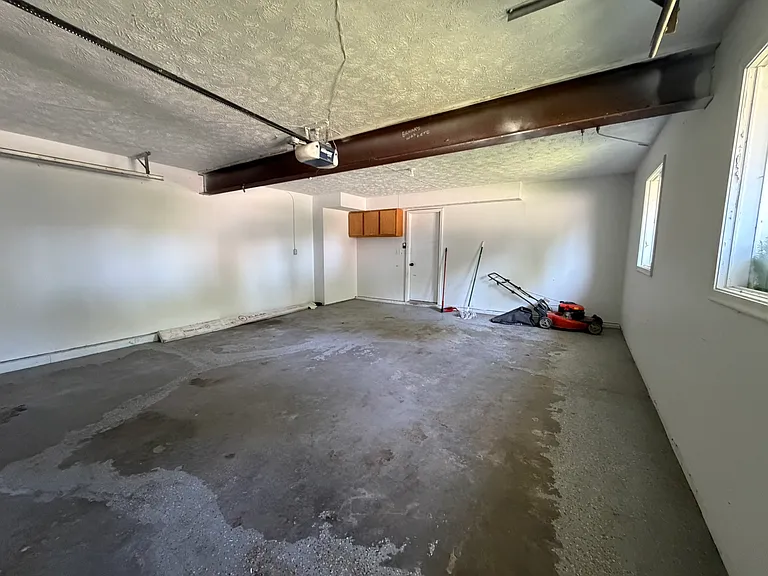 3501 Leawood Dr — Photo 45