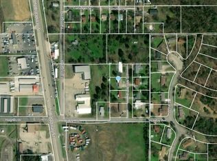 104 Crambrook St, Poteau, OK 74953