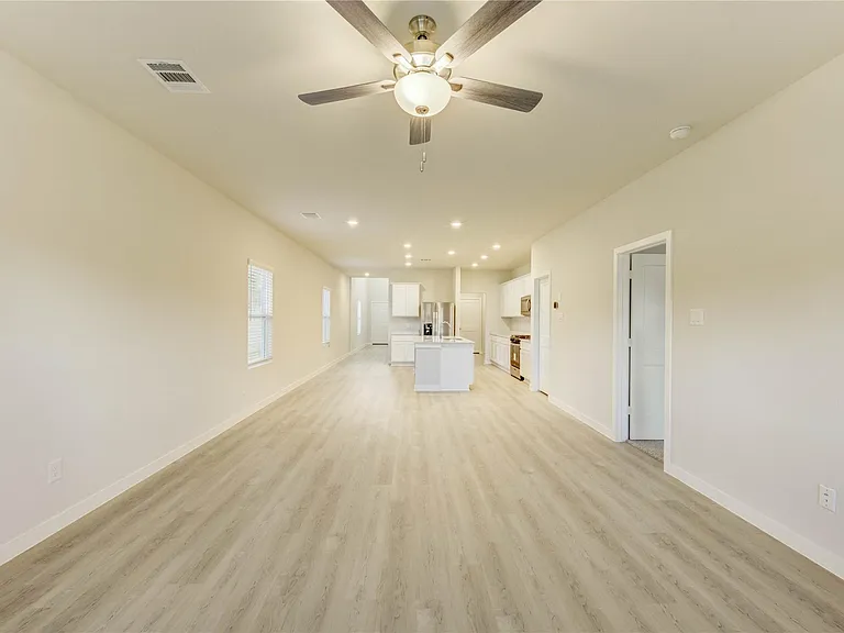21526 George Wayne Way — Photo 14
