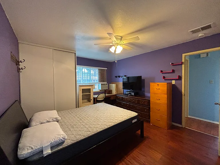 1700 Mahogany Way — Photo 20