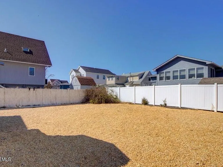 40 Bay Shore Dr #B — Photo 9