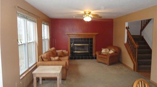1st image of 10321 Rosewood Ct
