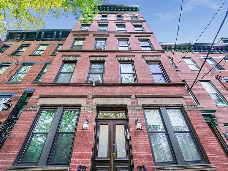 38 W Hamilton Pl #4L — Photo 12