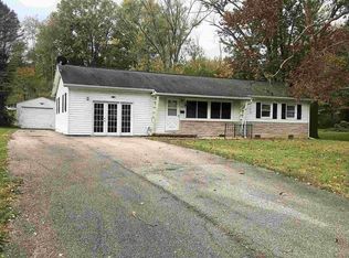 314 E Dewey Dr, Ellettsville, IN