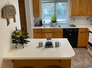 2354 NW Hummingbird Dr, Corvallis, OR 97330