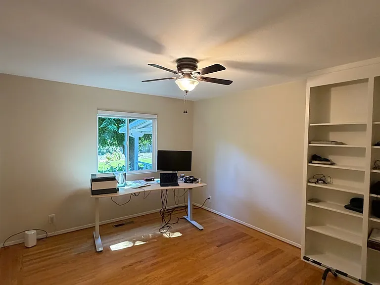 145 Austin Ln — Photo 14