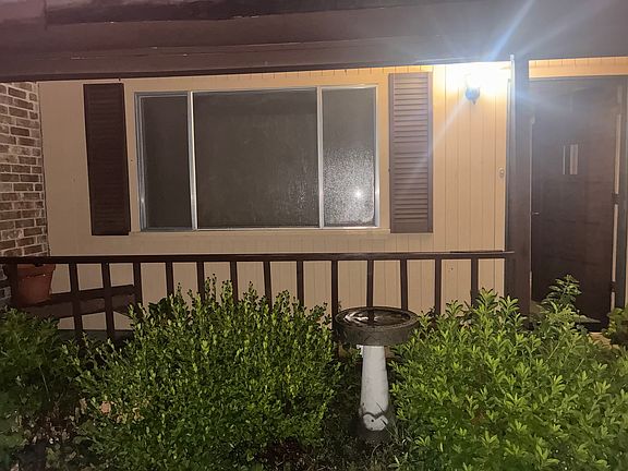 3rd image of 5442 Highway 190 W