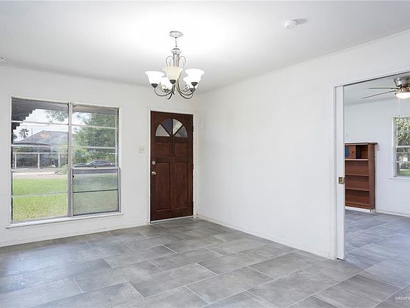 2nd image of 521 W Buchanan Ave