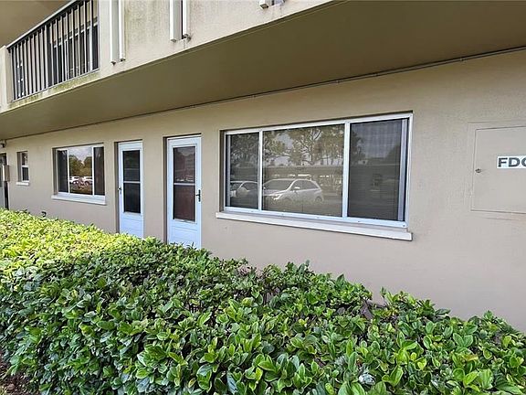 4th image of 4460 Ironwood Cir #106AD
