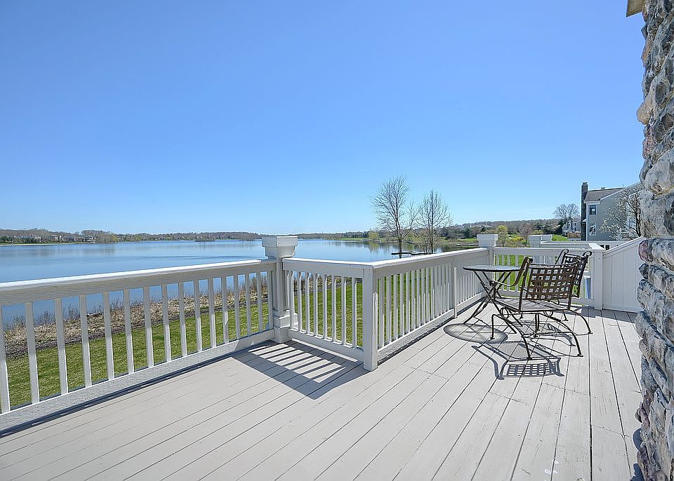 1st image of 25758 Island Lake Dr