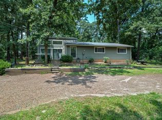 157 Peaceful Valley Trl, Holly Lake Ranch, TX 75765