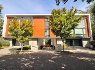 245 SW Meade St APT C1, Portland, OR 97201