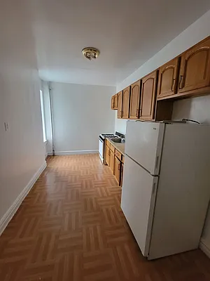 Rented by HFF Realty LLC | media 3