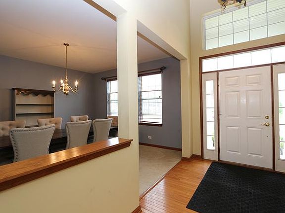 3rd image of 313 Foxford Dr