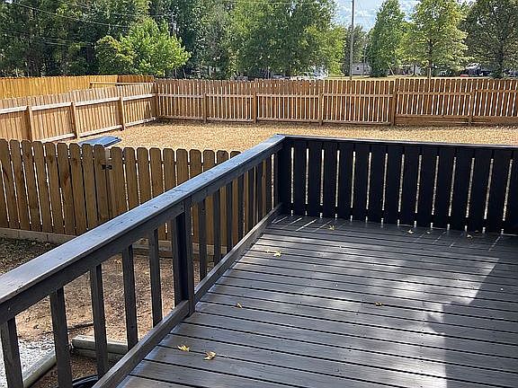2nd image of 420 Parkview Dr