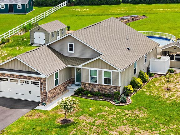 2nd image of 25946 Vincent Farm Ln
