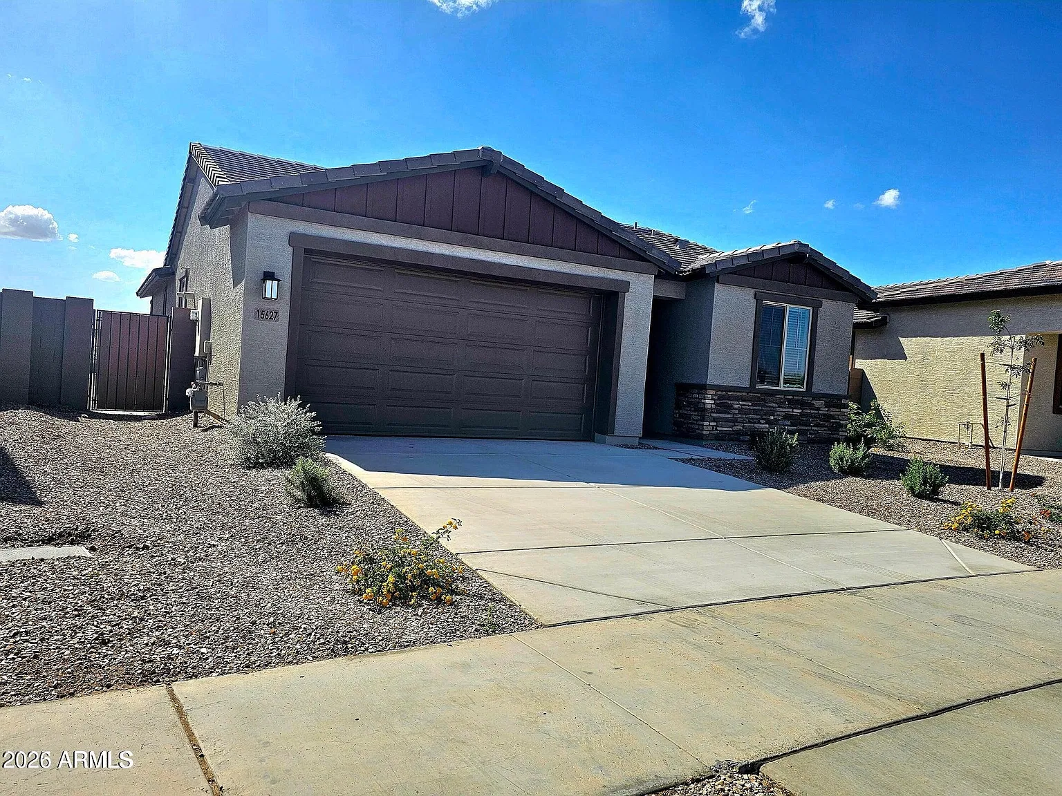 4 bed, 2.5 bath, 1837 sqft, $2,200 — Photo 2