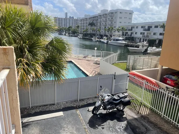 3522 NE 171st St APT 206, North Miami Beach, FL 33160