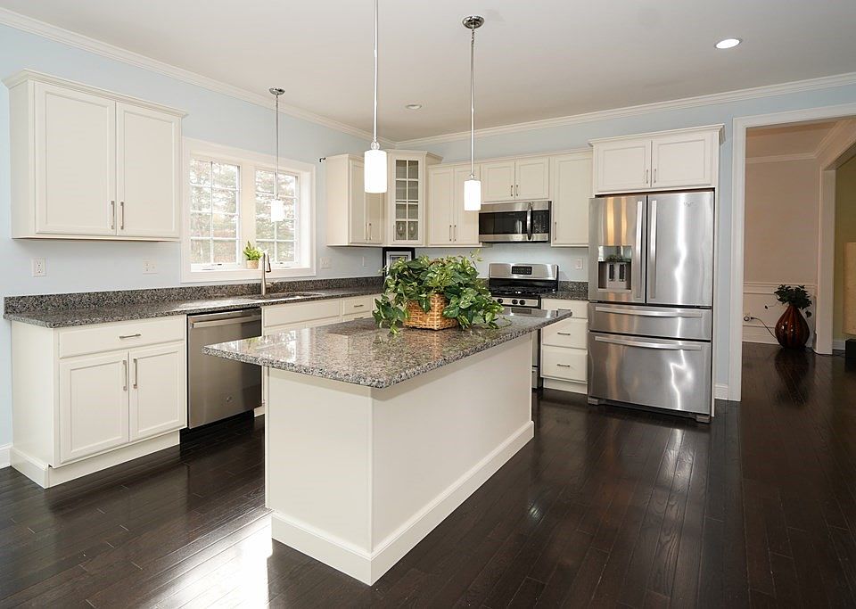 17 Coach Rd, Plainville, MA 02762 Zillow