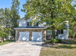 570 Sunset Ridge Dr, Lithia Springs, GA 30122