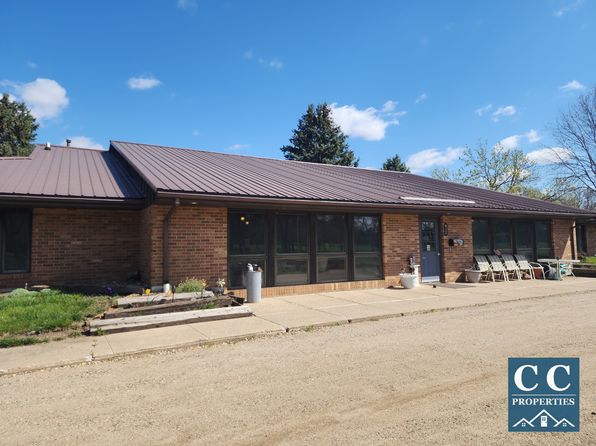200 Country Club Ln #2