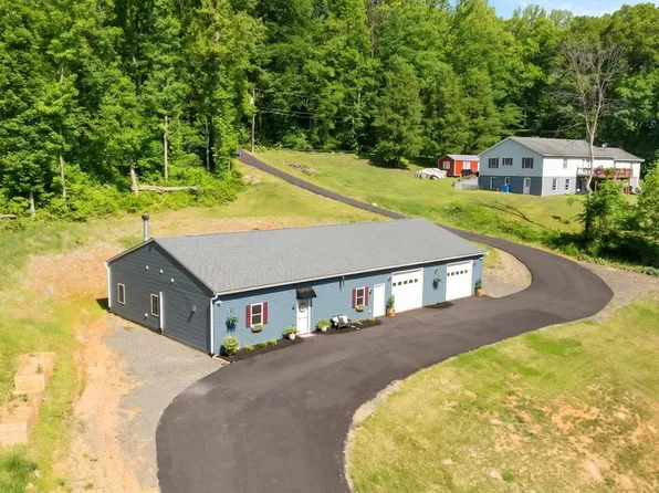 5331 Merry Oaks Rd, The Plains, VA 20198