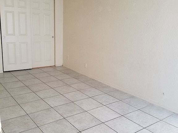 2nd image of 10024 N 47th Dr