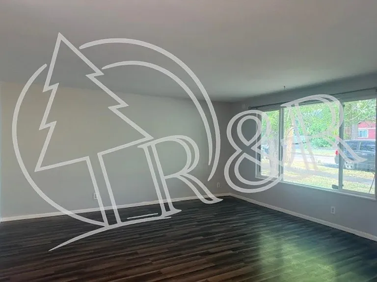 351 Clark St #2 — Photo 7