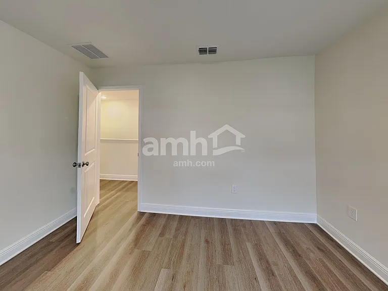 5939 Sycamore Place St — Photo 20