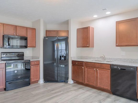 4th image of 415 Twisted Oak Dr NW