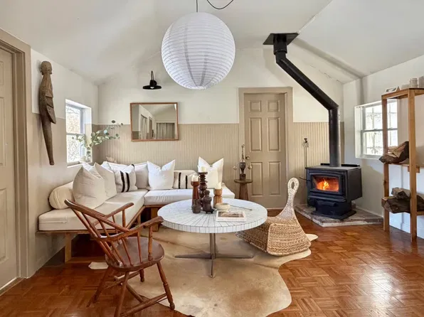 (undisclosed Address), Craryville, NY 12521