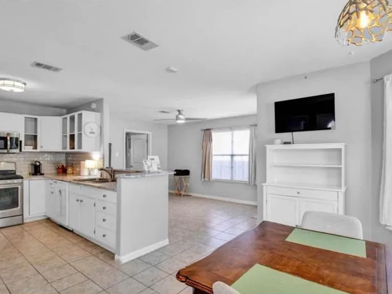 11219 Tall Timbers Dr #2 — Photo 3