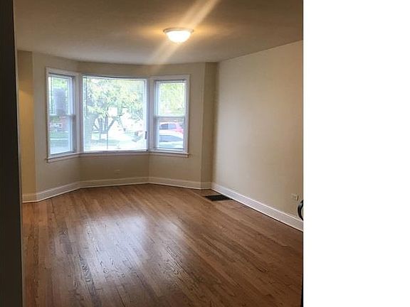 2nd image of 6800 S Komensky Ave