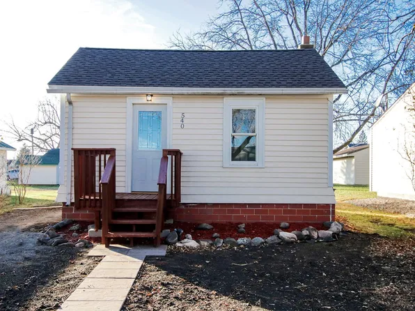 540 Mars St S, Cosmos, MN 56228