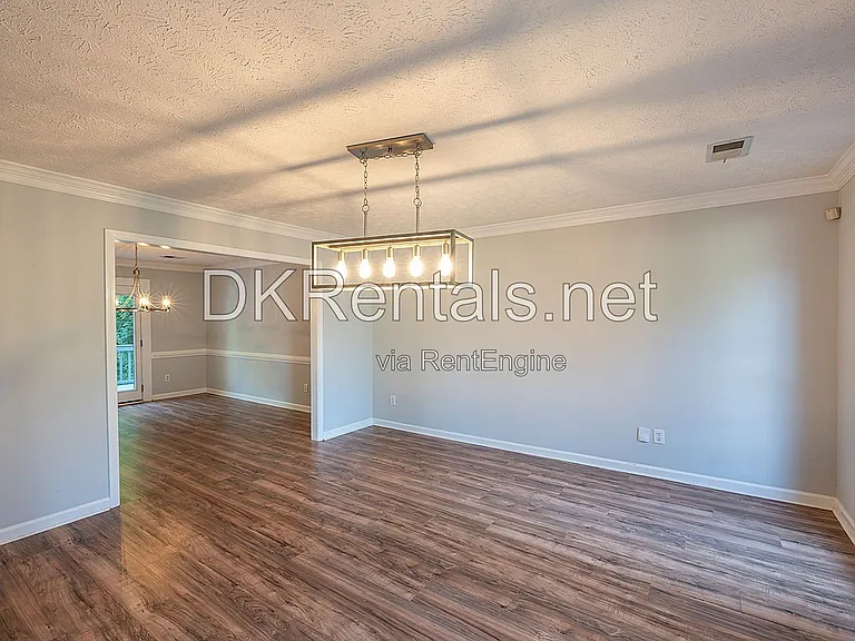 114 Eagle Glen Dr — Photo 24